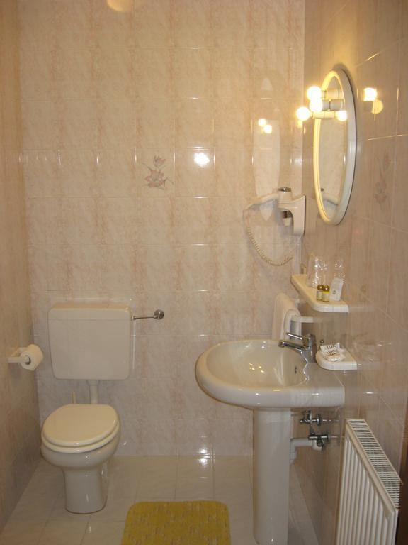 Albergo Ristorante Rosade Tavagnacco Kültér fotó